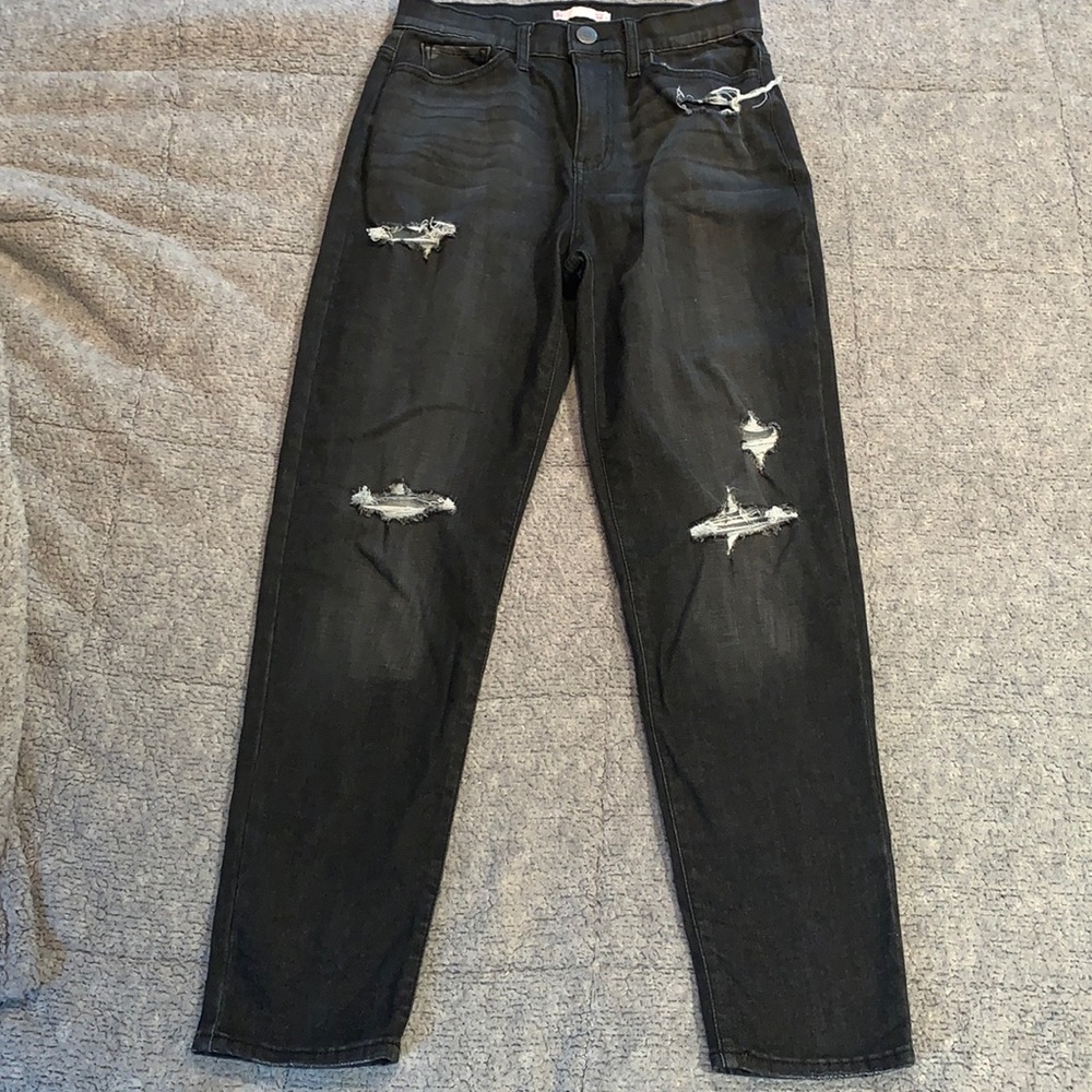 EUC black high rise mom jeans size 5